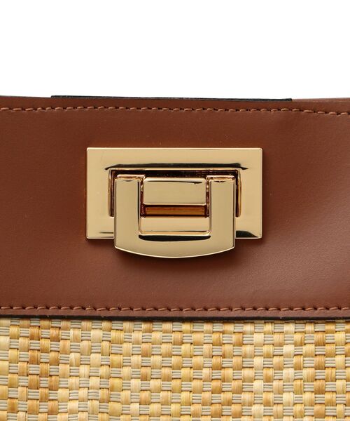 Carol J.（キャロルジェイ）の「GIANNI NOTARO CAROL J:PAGLIAトート(M)◇（トートバッグ・レディース・キャメル・ONE SIZE）」の5枚目の写真