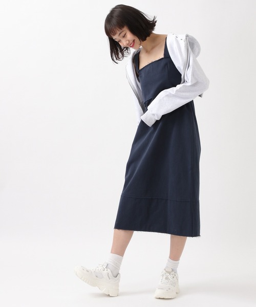 ROCKET x LUNCH（ロケットアンドランチ）の「ROCKET×LUNCH／CUTTINGワンピース 2932503（ワンピース・レディース・ブルー/アイボリー/ネイビー・SMALL）」の11枚目の写真