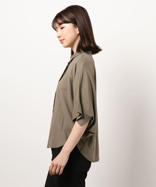 PREFERIR（プレフェリール）の「【セットアップ対応】レーヨンリネン ケープシャツ ブラウス（シャツ/ブラウス・レディース・チャコールグレー/モカ/ベージュ/カーキ・MEDIUM/SMALL/LARGE）」の6枚目の写真
