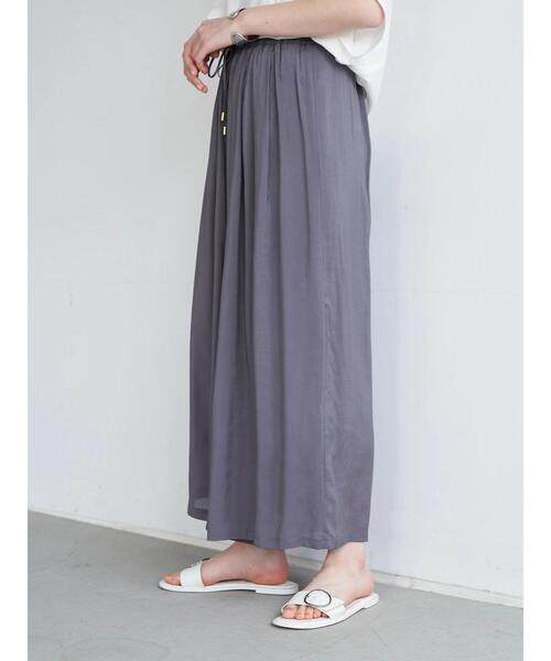 YECCA VECCA(イェッカヴェッカ)の「シルキーギャザーワイドパンツ *(その他パンツ・レディース・チャコールグレー/オレンジ/ネイビー/ブルー系その他7・FREE)」の20枚目の写真