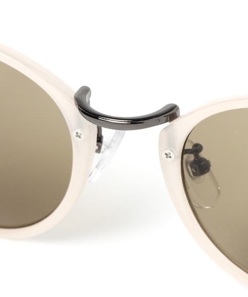 LAKOLE（ラコレ）の「ウェリントンコンビフレームサングラス / 942944（サングラス・レディース・ブラック/ベージュ・FREE）」の6枚目の写真