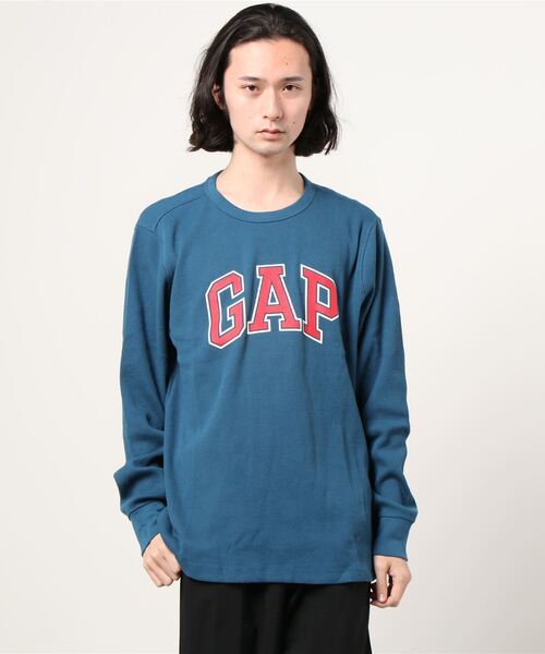 GAP（ギャップ）の「Gapロゴtシャツ（Tシャツ/カットソー・メンズ・カーキ/ブルー/その他/ワイン・S/M/L/XL/XS/XXS）」の2枚目の写真