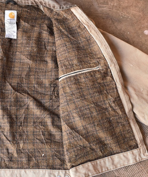 Carhartt（カーハート）の「【ヴィンテージ古着】Carhartt/カーハート ダック デトロイトジャケット ブランケットライナー USA製（ブルゾン・メンズ・ブラウン・LARGE）」の9枚目の写真