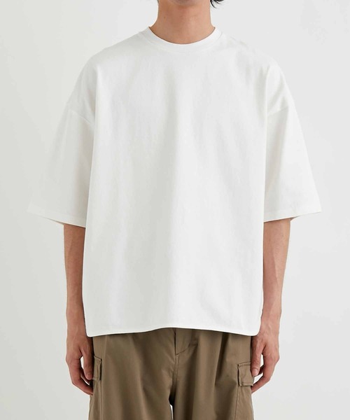 ADAM ET ROPE'（アダムエロペ）の「【USAコットン】ヘビーウェイト ビッグシルエット Tシャツ/ドロップショルダー（Tシャツ/カットソー・メンズ・ホワイト/ブラック/ベージュ・M/L）」の18枚目の写真