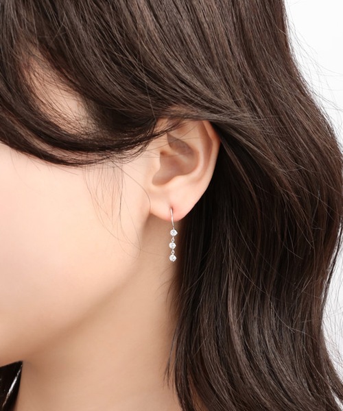 BLOOM（ブルーム ）K10 WG シルバー ホワイトゴールド ループピアス Ear Jewelry】K10 ホワイトゴールド キュービックジルコニア