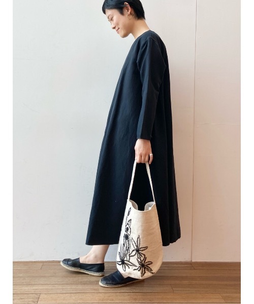 BEARDSLEY（ビアズリー）の「《KHADI&CO》トートバッグ（トートバッグ・レディース・アイボリー・FREE）」の14枚目の写真