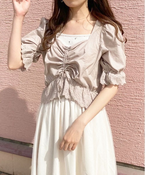 apres jour(アプレジュール)の「コットンレースドロストブラウス+キャミセット【ZOZOTOWN限定アイテム】(シャツ/ブラウス・レディース・ピンクベージュ/オフホワイト/ブラック・X-LARGE/フリー)」の18枚目の写真