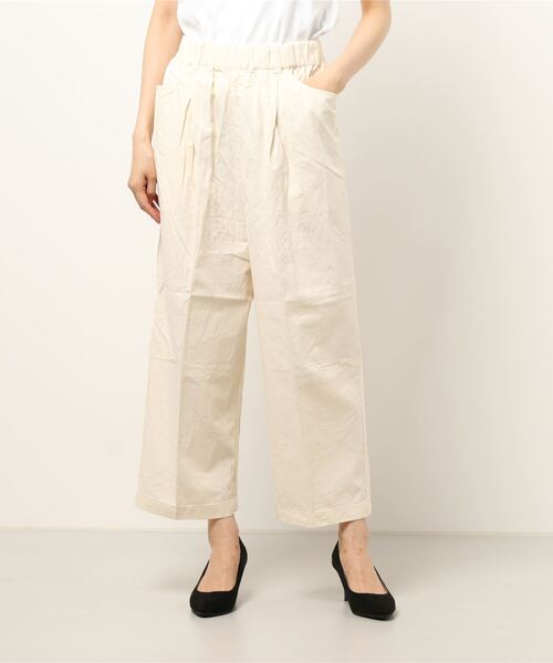 Samansa Mos2（サマンサ モスモス）の「センタープレスパンツ（その他パンツ・レディース・ベージュ/ネイビー/カーキ/キナリ・ﾌﾘ-）」の2枚目の写真