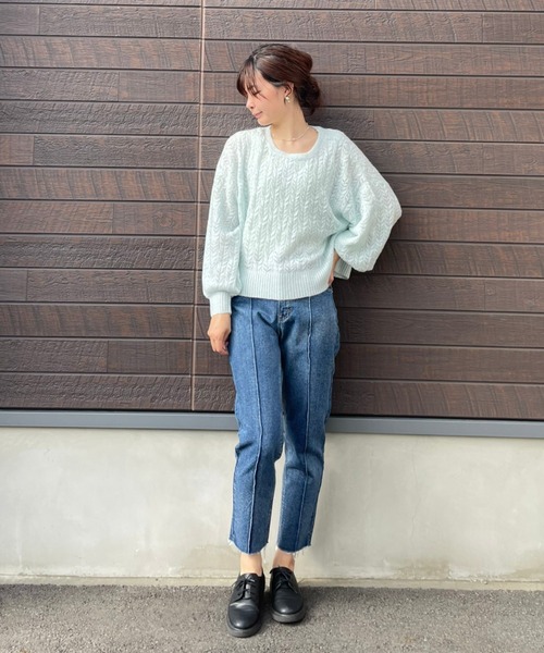 SLURR（スラ―）の「透かしミックスボリュームスリーブニット（ニット/セーター・レディース・ライトブルー/アイボリー/ラベンダー・FREE）」の17枚目の写真