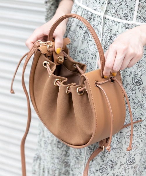 URBAN RESEARCH Sonny Label（アーバンリサーチサニーレーベル）の「フェイクスェードワンショルダーバッグ（ショルダーバッグ・レディース・オフホワイト/ピンク/キャメル・ONE）」の6枚目の写真