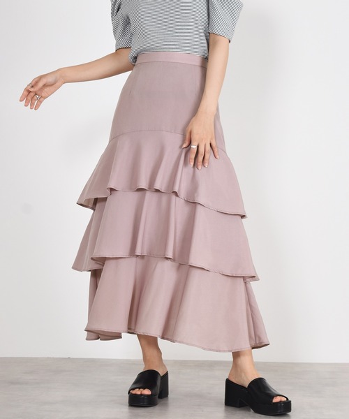 w closet（ダブルクローゼット）の「無地ジョーゼットティアードスカート（スカート・レディース・ライトベージュ/ダークオレンジ/ブルー/グレー系2/ブラック・FREE）」の3枚目の写真