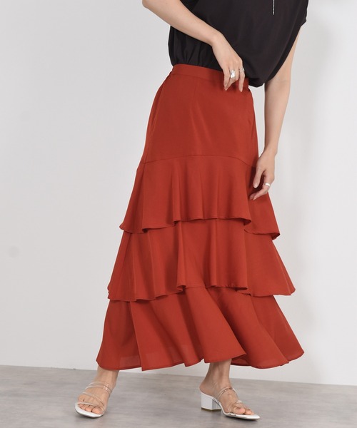 w closet（ダブルクローゼット）の「無地ジョーゼットティアードスカート（スカート・レディース・ライトベージュ/ダークオレンジ/ブルー/グレー系2/ブラック・FREE）」の5枚目の写真