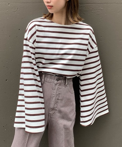 CIAOPANIC（チャオパニック）の「フレアスリーブボーダービッグTシャツ（Tシャツ/カットソー・レディース・ネイビー/ブラウン/ブルー/グリーン・FREE）」の13枚目の写真