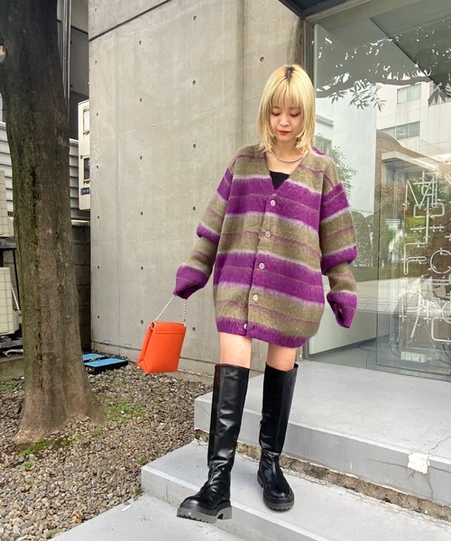 WHO'S WHO gallery（フーズフーギャラリー）の「【KOOKY'N/クーキー】アルパカ混ボーダーモヘアライクカーディガン（カーディガン/ボレロ・レディース・ブラック/パープル/ブルー・FREE）」の21枚目の写真