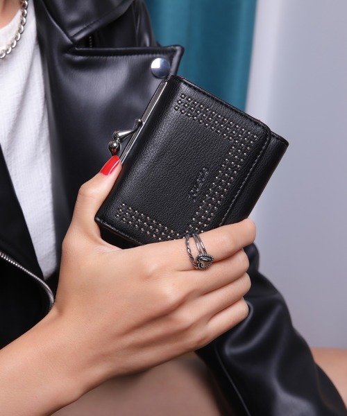 jouetie(ジュエティ)の「【jouetie/ジュエティ】マイクロスタッズ がま口ミニ財布(財布・レディース・ブラック/ダークグリーン/ネイビー/ブラウン/オリーブ/ピンク/シルバー/ゴールド/アイボリー/ラベンダー/ベージュ系その他/キャメル/ワイン・FREE)」の3枚目の写真