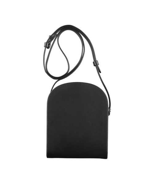 A.P.C.(アーペーセー)の「NECK POUCH DEMI-LUNE 21A(ポーチ・メンズ・ブラック/ブラウン系その他・ONESIZE)」の15枚目の写真