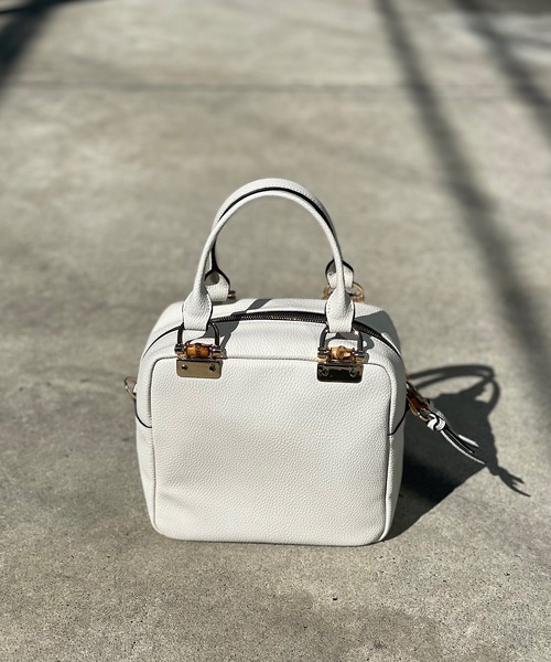 RIVE DROITE（リヴドロワ）の「クラシカルムード漂うデザイン　バンブースクエアミニボストン（ボストンバッグ・レディース・グレー系その他/ベージュ系その他・FREE）」の3枚目の写真
