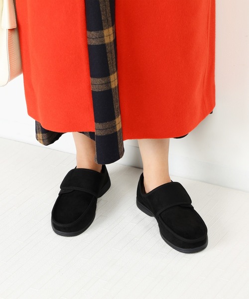 LUGG NAGG(ラグナグ)の「ベルトモカシンスリッポンシューズ(スニーカー・レディース・ベージュ系/ダークブラウン系/ブラック系・26.0cm/25.0cm/24.0cm/27.0cm/28.0cm/23.0cm)」の14枚目の写真