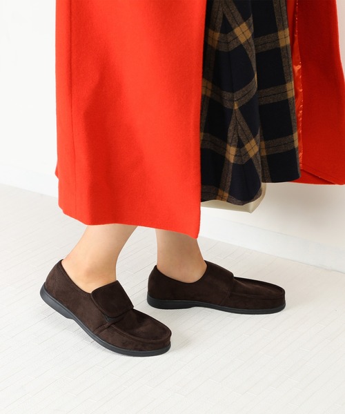 LUGG NAGG(ラグナグ)の「ベルトモカシンスリッポンシューズ(スニーカー・レディース・ベージュ系/ダークブラウン系/ブラック系・26.0cm/25.0cm/24.0cm/27.0cm/28.0cm/23.0cm)」の16枚目の写真