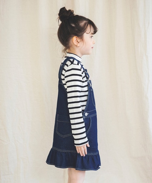 BRANSHES（ブランシェス）の「裾フリルデニムジャンパースカート（ジャンパースカート・キッズ・ブルー/ネイビー・120cm/90cm/130cm/100cm/110cm）」の6枚目の写真