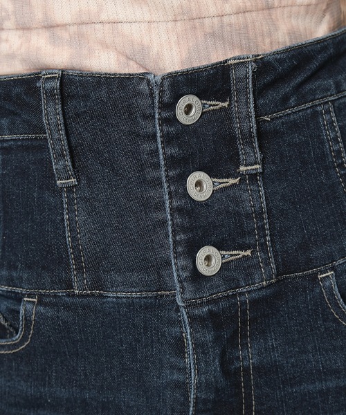 SPIRALGIRL（スパイラルガール）の「ハイウエストハイパーフレアデニム（デニムパンツ・レディース・ライトブルー/インディゴブルー・MEDIUM/SMALL）」の18枚目の写真