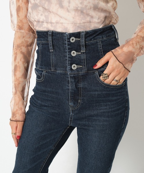 SPIRALGIRL（スパイラルガール）の「ハイウエストハイパーフレアデニム（デニムパンツ・レディース・ライトブルー/インディゴブルー・MEDIUM/SMALL）」の19枚目の写真