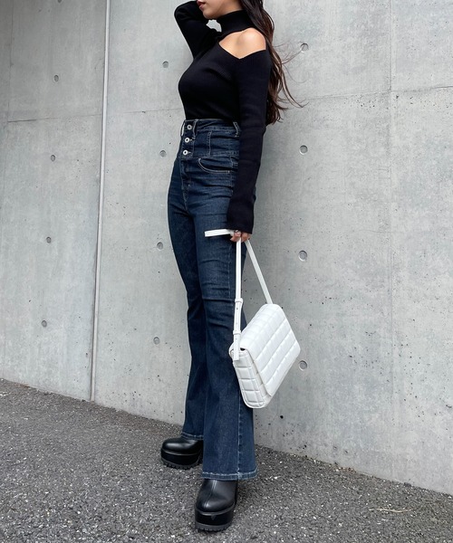 SPIRALGIRL（スパイラルガール）の「ハイウエストハイパーフレアデニム（デニムパンツ・レディース・ライトブルー/インディゴブルー・MEDIUM/SMALL）」の8枚目の写真