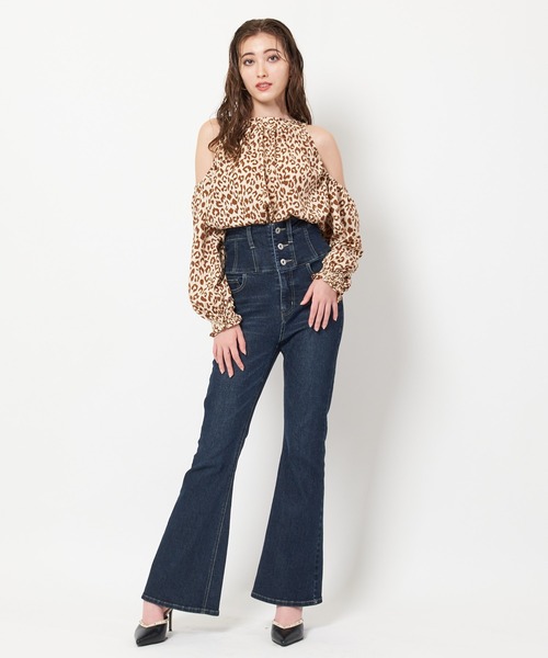 SPIRALGIRL（スパイラルガール）の「ハイウエストハイパーフレアデニム（デニムパンツ・レディース・ライトブルー/インディゴブルー・MEDIUM/SMALL）」の17枚目の写真