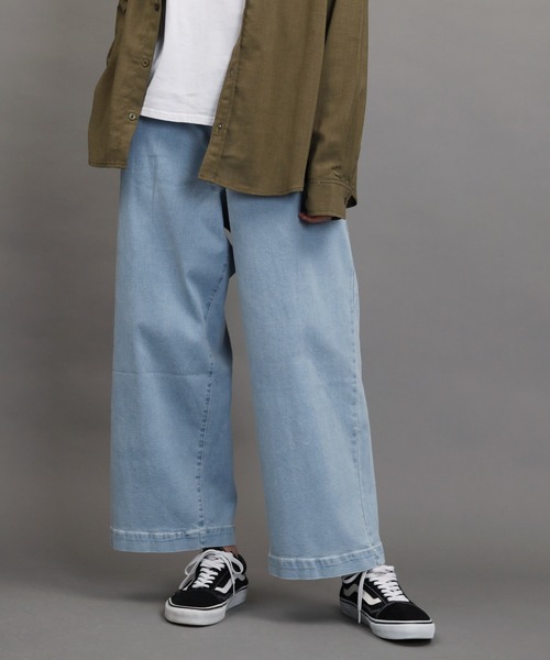 air tokyo sellection（エアートウキョウセレクション）の「【ユニセックスで着用可能】ルーズシルエット ワイド デニム イージーパンツ（デニムパンツ・メンズ・インディゴブルー/ワンウォッシュ/ライトブルー・MEDIUM/LARGE/X-LARGE）」の4枚目の写真