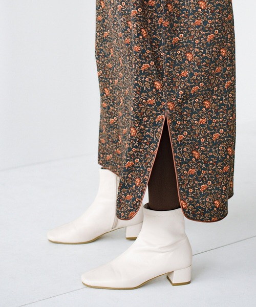 haco!（ハコ）の「ブーツは黒か茶色が無難って思っていたけど、実は白がおしゃれに見えて合わせやすい！歩きやすくてスタイルアップもしてくれるストレッチブーツby who made me（ブーツ・レディース・アイボリー・1/2/4/6/3/5）」の6枚目の写真