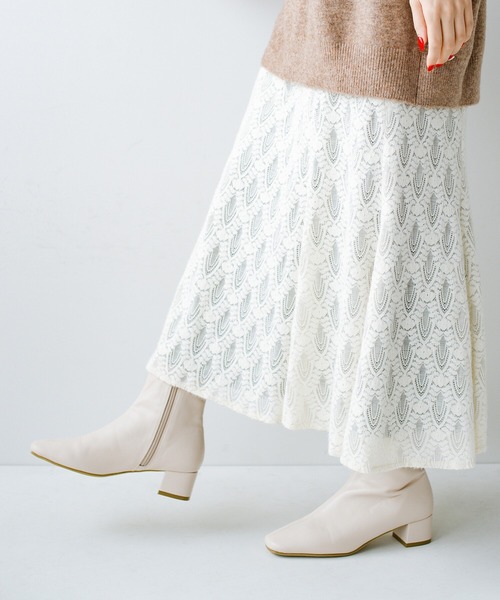 haco!（ハコ）の「ブーツは黒か茶色が無難って思っていたけど、実は白がおしゃれに見えて合わせやすい！歩きやすくてスタイルアップもしてくれるストレッチブーツby who made me（ブーツ・レディース・アイボリー・1/2/4/6/3/5）」の7枚目の写真