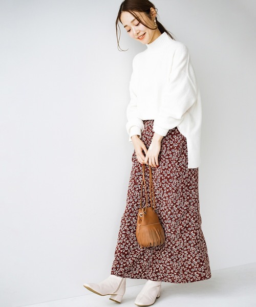 haco!（ハコ）の「ブーツは黒か茶色が無難って思っていたけど、実は白がおしゃれに見えて合わせやすい！歩きやすくてスタイルアップもしてくれるストレッチブーツby who made me（ブーツ・レディース・アイボリー・1/2/4/6/3/5）」の2枚目の写真