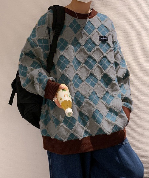 MGV(エムジーヴィー)の「アーガイル柄オーバーサイズニット(ニット/セーター・メンズ・ブラック/オレンジ/グリーン/グレー/ブルー・LARGE/MEDIUM/X-LARGE)」の4枚目の写真