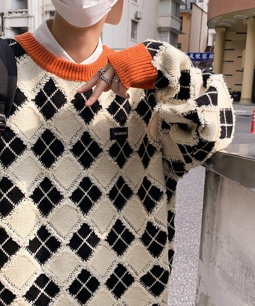 MGV(エムジーヴィー)の「アーガイル柄オーバーサイズニット(ニット/セーター・メンズ・ブラック/オレンジ/グリーン/グレー/ブルー・LARGE/MEDIUM/X-LARGE)」の11枚目の写真