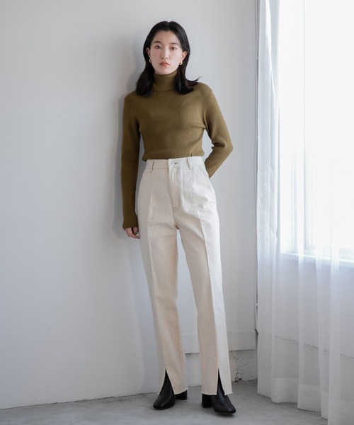 LOWRYS FARM（ローリーズファーム）の「リブタートルＬＳ　216388（ニット/セーター・レディース・ブラック/オフホワイト/ブルー/ブラウン・FREE）」の18枚目の写真