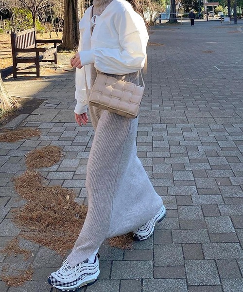 shopnikoniko(ショップニコニコ)の「編み込み バッグ ショルダーバッグ スクエア(ショルダーバッグ・レディース・アイボリー/ベージュ/グリーン/ブラック・フリー)」の17枚目の写真