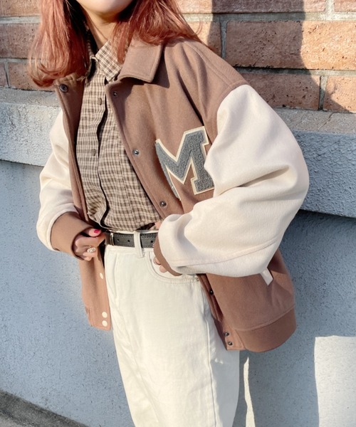 nemne store(ネンネストア)の「ミント香るワッペン付きスタジャン(スタジャン・レディース・グリーン/ベージュ・フリー)」の4枚目の写真