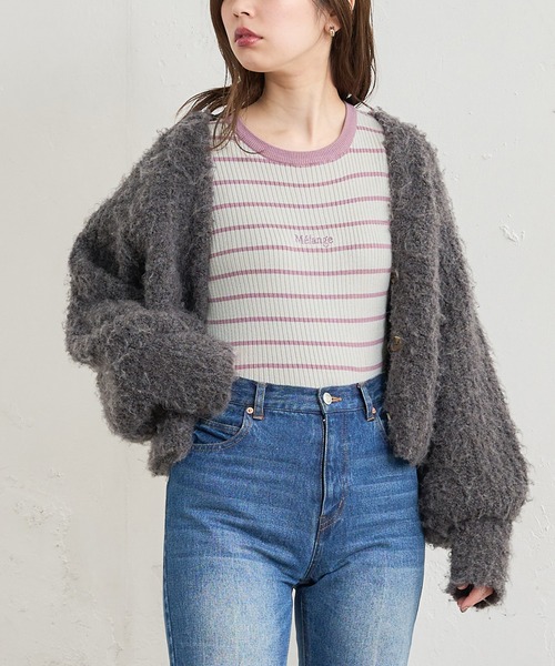 natural couture（ナチュラルクチュール）の「刺繍ロゴ入りリブニット（ニット/セーター・レディース・ベージュ/グレー/オフホワイト/アイボリー・FREE）」の2枚目の写真