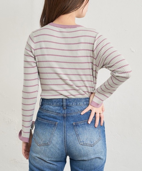 natural couture（ナチュラルクチュール）の「刺繍ロゴ入りリブニット（ニット/セーター・レディース・ベージュ/グレー/オフホワイト/アイボリー・FREE）」の11枚目の写真