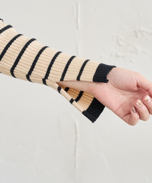 natural couture（ナチュラルクチュール）の「刺繍ロゴ入りリブニット（ニット/セーター・レディース・ベージュ/グレー/オフホワイト/アイボリー・FREE）」の15枚目の写真