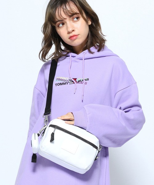 ナイロンショルダーバッグ