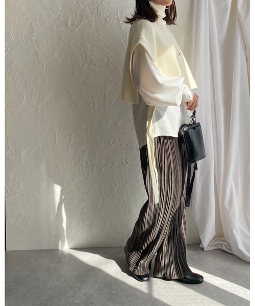 She's Closet(シーズクローゼット)の「モヘアタッチサイドリボンショート丈ハイネックニットベスト(ベスト・レディース・アイボリー・FREE)」の9枚目の写真