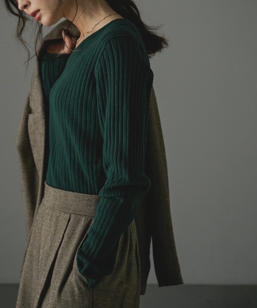 Fashion Letter(ファッションレター)の「Vネックリブニット(ニット/セーター・レディース・ダークグリーン/ブラック/杢グレー/バーガンディー/グレイッシュベージュ・M~L/4L~5L/LL~3L)」の16枚目の写真