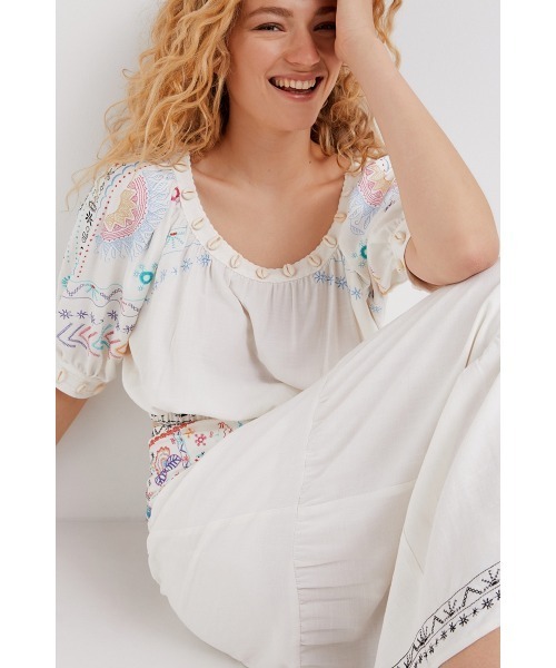 Desigual（デシグアル）の「クロップブラウス（シャツ/ブラウス・レディース・ホワイト・L/S/M）」の10枚目の写真