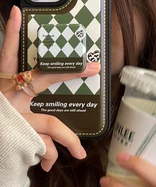 aimoha(アイモハ)の「【iphone12/iphone13ケース】 鏡リング INS風お洒落なiPhoneケース(PC・タブレットケース・レディース・グリーン系その他2/ブラウン系その他2・13)」の1枚目の写真