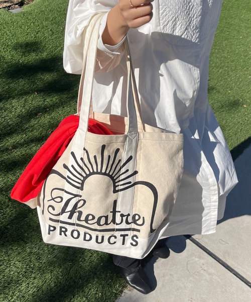 THEATRE PRODUCTS(シアタープロダクツ)の「【THEATRE PRODUCTS/シアタープロダクツ】ロゴトートバッグ(トートバッグ・レディース・オフホワイト・FREE)」の2枚目の写真