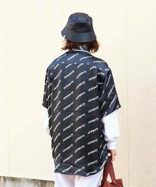 VETEMENTS / ヴェトモン MONOGRAM FLUID SHIRT