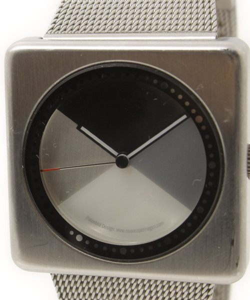 noon(ヌーン)の「腕時計(アナログ腕時計・メンズ・シルバー・-)」の4枚目の写真