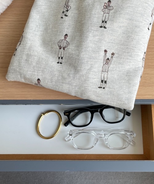 wee9s（ウィークス）の「"THE" MEGANE / ボストン型フチあり伊達メガネ（メガネ・レディース・クリア/ブラック・FREE）」の2枚目の写真