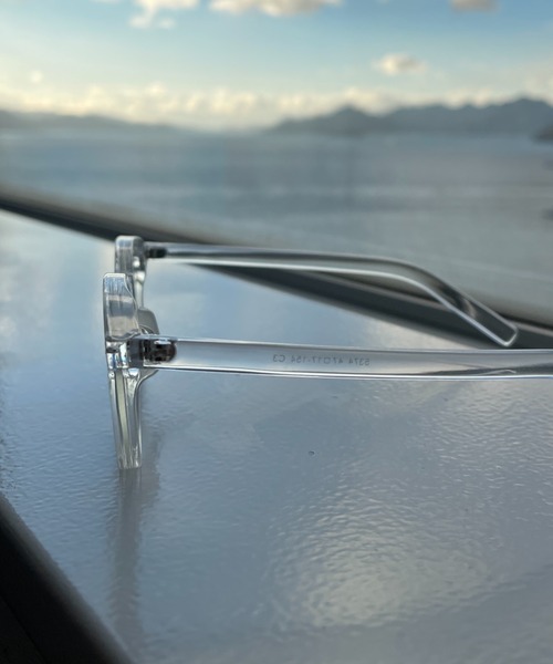 wee9s（ウィークス）の「"THE" MEGANE / ボストン型フチあり伊達メガネ（メガネ・レディース・クリア/ブラック・FREE）」の20枚目の写真